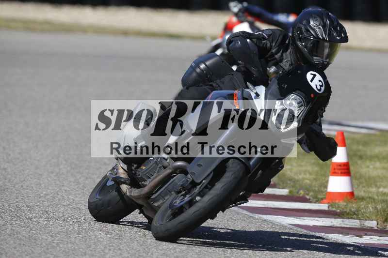 /01 02.04.2026 MAZ ADR/Gruppe rot/13